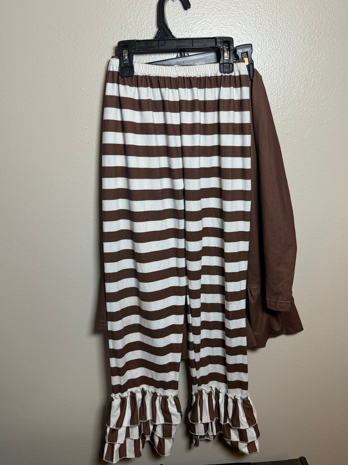 Girls turkey ruffle set